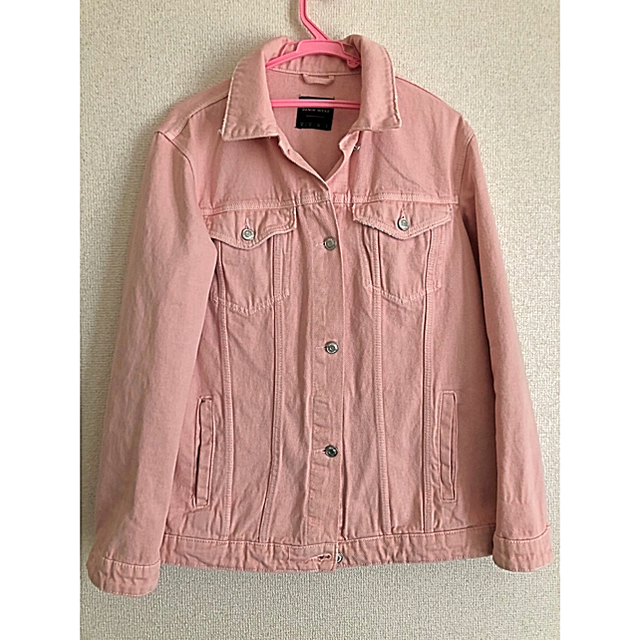 ZARA(ザラ)のピンク Gジャン デニムジャケット ジージャン レディースのジャケット/アウター(Gジャン/デニムジャケット)の商品写真
