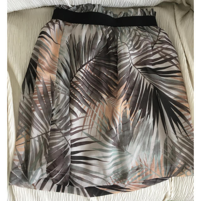 MERCURYDUO(マーキュリーデュオ)のH&Mのスカート レディースのスカート(ミニスカート)の商品写真