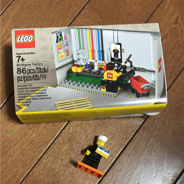 Lego - レゴ LEGO ミニフィグ 40周年 記念 非売品 クラシックポリス レアの通販 by RYO☆F's shop｜レゴならラクマ