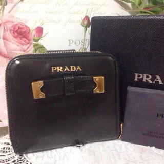 プラダ(PRADA)のプラダりぼん財布／正規品(財布)