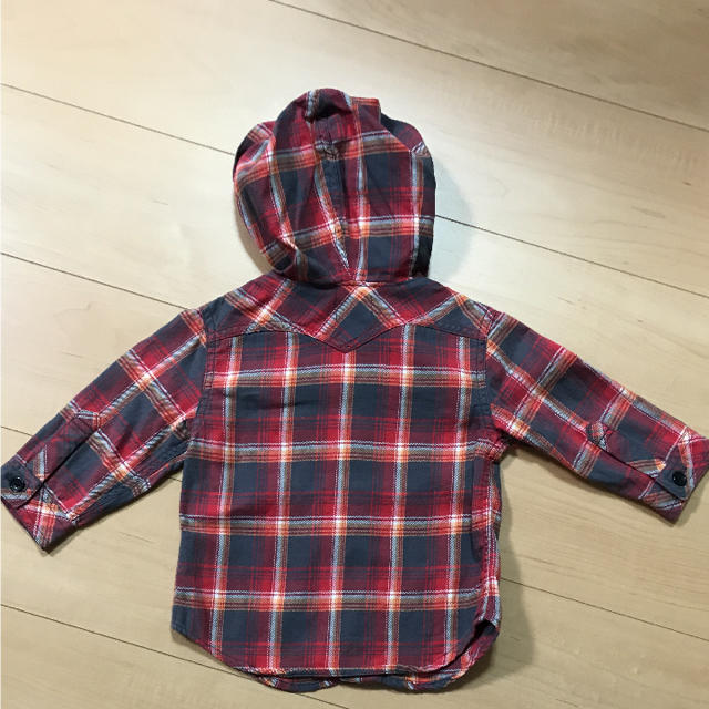 Levi's(リーバイス)のリーバイス フード付きシャツ 80 キッズ/ベビー/マタニティのベビー服(~85cm)(シャツ/カットソー)の商品写真