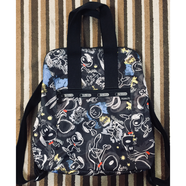 LeSportsac(レスポートサック)のレスポートサック スヌーピーリュック レディースのバッグ(リュック/バックパック)の商品写真