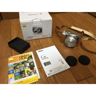 ニコン(Nikon)のペコ様専用 美品 NIKON1 J5 付属品付き(ミラーレス一眼)