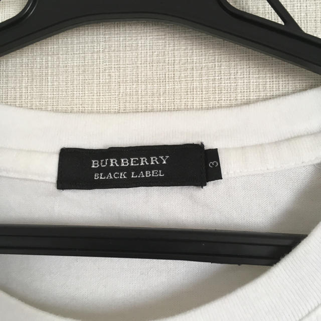 BURBERRY BLACK LABEL(バーバリーブラックレーベル)のBurberry blacklabel ホワイトTシャツ メンズのトップス(Tシャツ/カットソー(半袖/袖なし))の商品写真