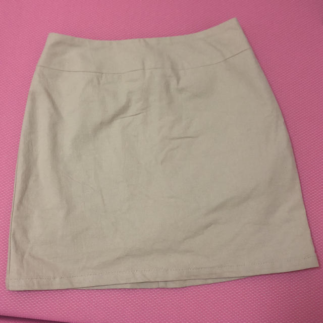 MERCURYDUO(マーキュリーデュオ)のMARCURYBIJOU ベージュスカパン レディースのスカート(ミニスカート)の商品写真