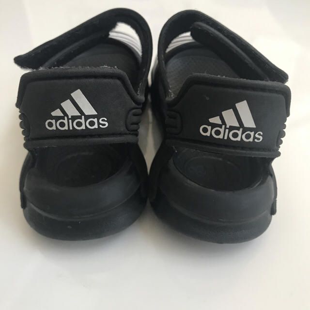 adidas(アディダス)のアディダス キッズ サンダル キッズ/ベビー/マタニティのベビー靴/シューズ(~14cm)(サンダル)の商品写真