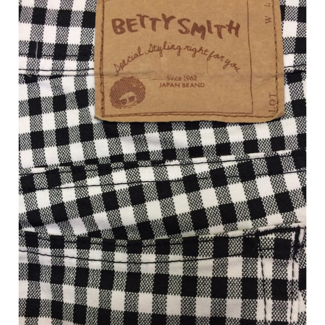 Betty Smith(ベティスミス)のBetty Smith(ベティスミス)  ギンガムチェック クロップドパンツ レディースのパンツ(クロップドパンツ)の商品写真