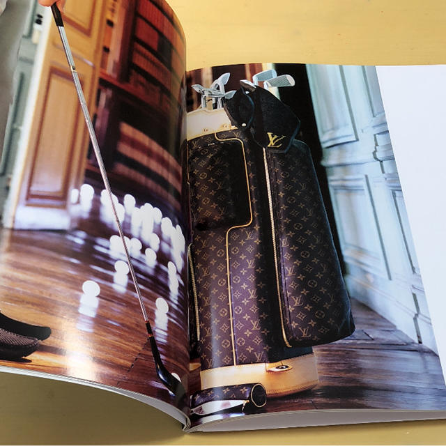 ルイヴィトン冊子 エンタメ/ホビーの雑誌(ファッション)の商品写真