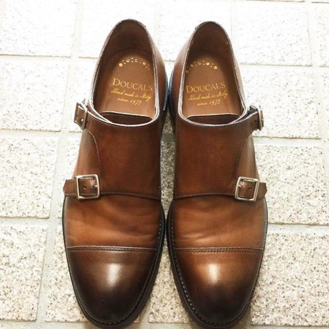 Santoni(サントーニ)のDOUCALS デュカルス ダブルモンクストラップ メンズの靴/シューズ(ドレス/ビジネス)の商品写真