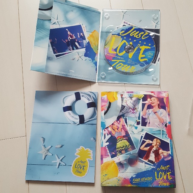 西野カナJust LOVE Tour初回盤Blu-ray超美品 エンタメ/ホビーのDVD/ブルーレイ(ミュージック)の商品写真