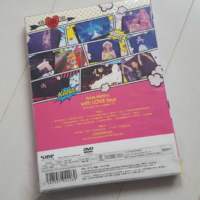 西野カナwith LOVE tour初回盤DVD美品カナやん エンタメ/ホビーのDVD/ブルーレイ(ミュージック)の商品写真