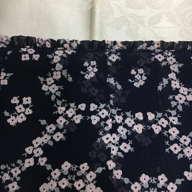 L'EST ROSE(レストローズ)の❁小花柄❁可愛いスカート レディースのスカート(ひざ丈スカート)の商品写真