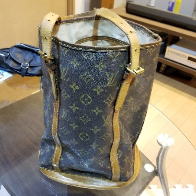 LOUIS VUITTON(ルイヴィトン)のMookie様専用‼Louis Vuitton　バケツ型ショルダーバッグ レディースのバッグ(ショルダーバッグ)の商品写真