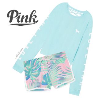 ヴィクトリアズシークレット(Victoria's Secret)のPINKバックレースアップロンT&ショートパンツセット(セット/コーデ)