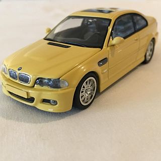 ビーエムダブリュー(BMW)の【BMW】ミニチャンプス 1/43 イエロー(ミニカー)