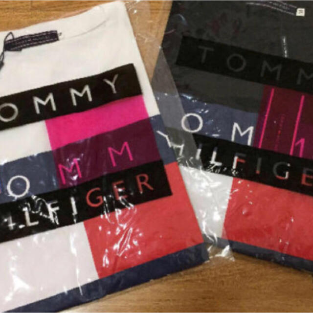 TOMMY HILFIGER(トミーヒルフィガー)のTOMY   メンズのトップス(Tシャツ/カットソー(半袖/袖なし))の商品写真