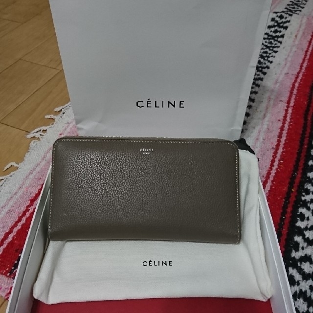 セリーヌ CELINE 長財布 美品 ラージジップドマルチファンクション