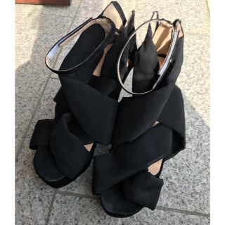 ザラ(ZARA)のサンダル黒(サンダル)