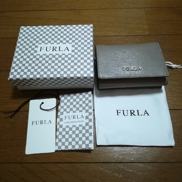 FURLA　三つ折り財布(Maさまお取り置き)