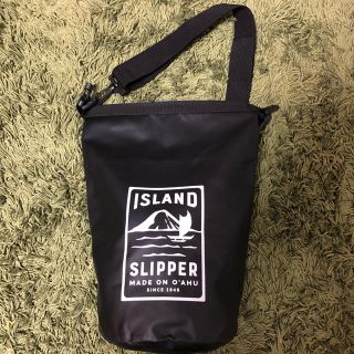 アイランドスリッパ(ISLAND SLIPPER)のISLAND SLIPPER 防水 バック ブラック ショルダー ボディバック(ショルダーバッグ)