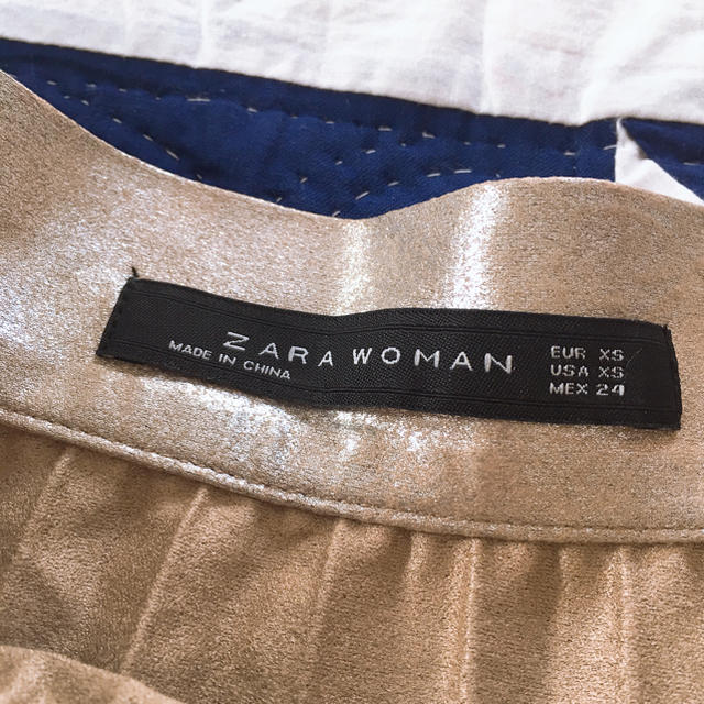 ZARA(ザラ)のZARA  metal pleats skirt レディースのスカート(ひざ丈スカート)の商品写真