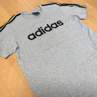 アディダス(adidas)のアディダスＴシャツ(Tシャツ/カットソー(半袖/袖なし))