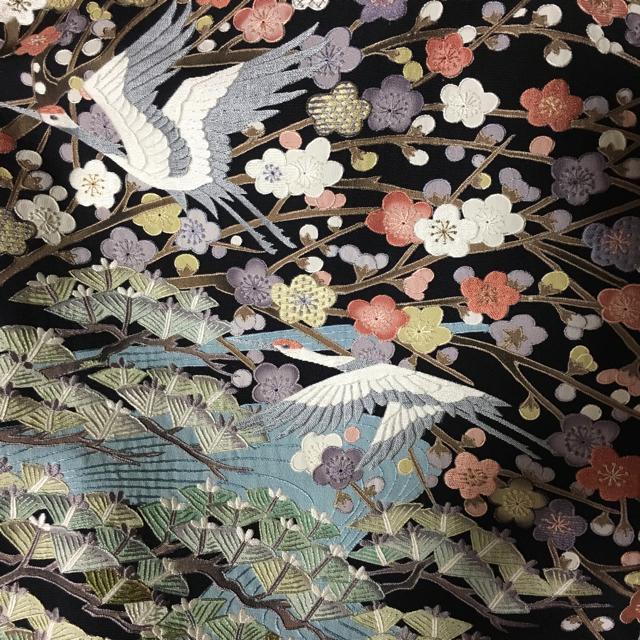 やまと誂え 五つ紋黒留袖 刺繍入りの通販 by GALLANCE｜ラクマ 正絹 比翼つき 低価再入荷