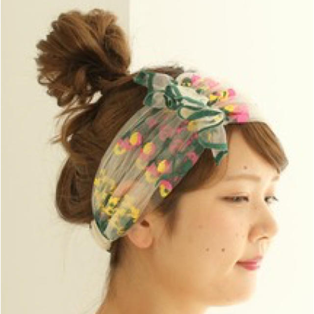 Dot&Stripes CHILDWOMAN(ドットアンドストライプスチャイルドウーマン)のDot&Stripes CHILDWOMAN チュールレース刺繍ヘアバンド レディースのヘアアクセサリー(ヘアバンド)の商品写真