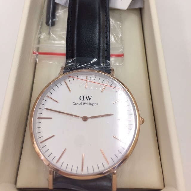 Daniel Wellington(ダニエルウェリントン)の新品 保証付♪ダニエルウェリントン Classic Sheffield 40mm メンズの時計(腕時計(アナログ))の商品写真