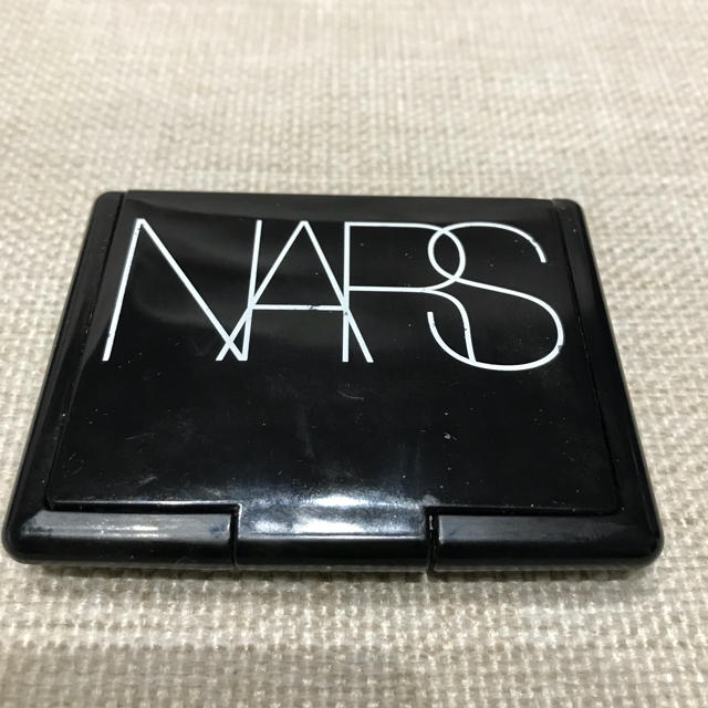 NARS(ナーズ)のNARS デュオアイシャドー 3045 コスメ/美容のベースメイク/化粧品(アイシャドウ)の商品写真