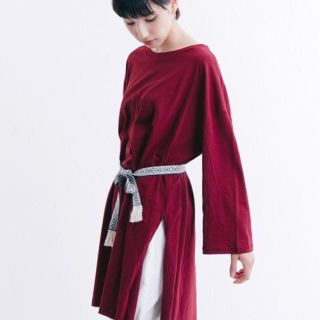 メルロー(merlot)のMerlot 刺繍ベルト付きコットンチュニック(チュニック)