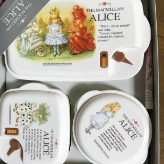 アフタヌーンティー(AfternoonTea)のALICE♡アリス レンジ容器3点セット(容器)