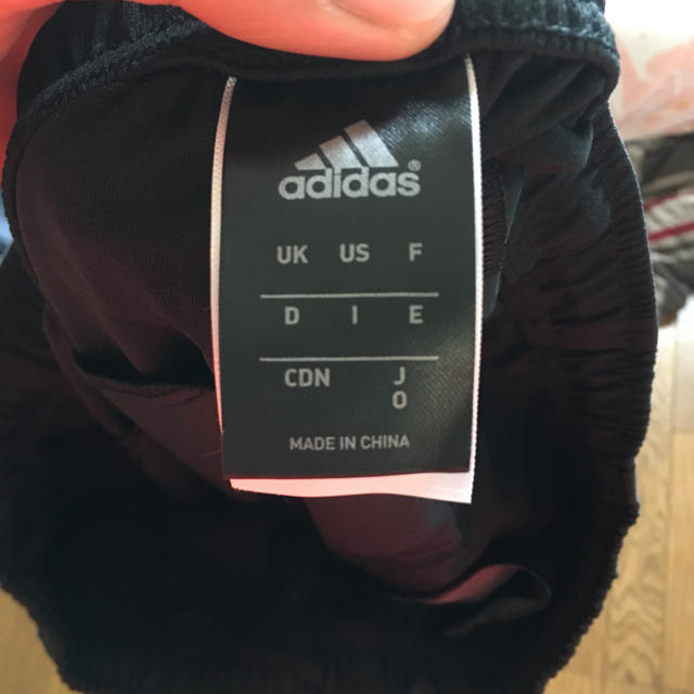 adidas(アディダス)のkkママさん専用 スポーツ/アウトドアのサッカー/フットサル(ウェア)の商品写真