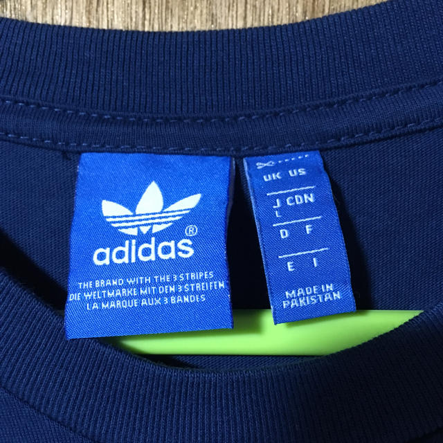 adidas(アディダス)のadidas originals tシャツ メンズのトップス(Tシャツ/カットソー(半袖/袖なし))の商品写真