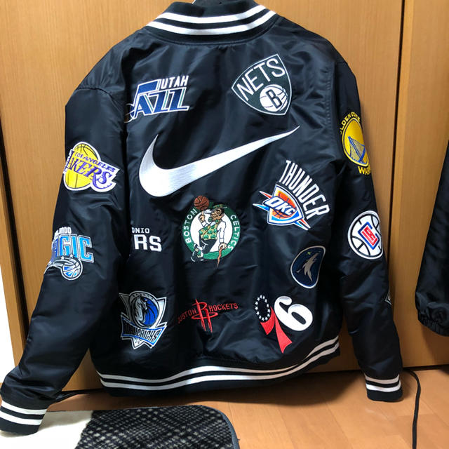 Supreme(シュプリーム)のSupreme®/Nike®/NBA Teams Warm-Up Jacket メンズのジャケット/アウター(スタジャン)の商品写真