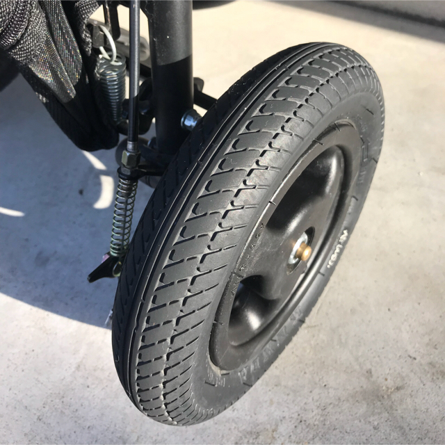 AIRBUGGY(エアバギー)のairbuggy coco brake チェリーレッド キッズ/ベビー/マタニティの外出/移動用品(ベビーカー/バギー)の商品写真