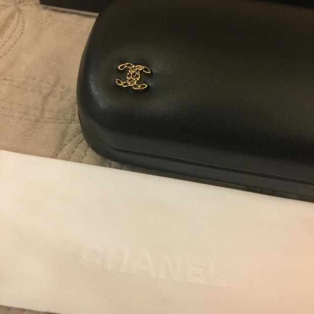 CHANEL(シャネル)の【専用】最終お値下げ☆シャネル メガネケース レディースのファッション小物(サングラス/メガネ)の商品写真