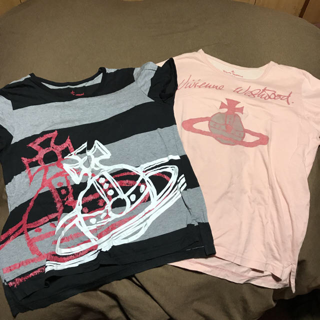 Vivienne Westwood(ヴィヴィアンウエストウッド)の【ちぇりー様専用】ヴィヴィアン Tシャツ 2枚セット レディースのトップス(Tシャツ(半袖/袖なし))の商品写真