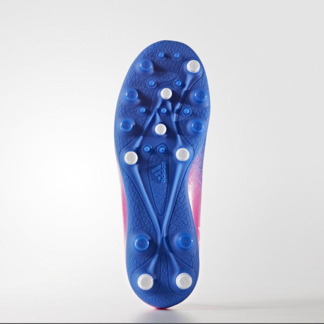adidas(アディダス)のキッズ 子供 スニーカー スパイク アディダス  スポーツ/アウトドアのサッカー/フットサル(シューズ)の商品写真