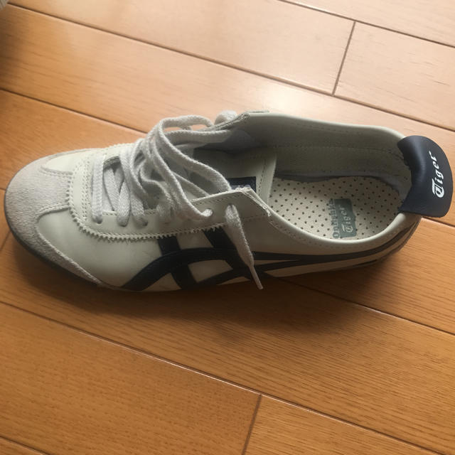 Onitsuka Tiger(オニツカタイガー)のOnitsuka Tiger スニーカー(men's) メンズの靴/シューズ(スニーカー)の商品写真