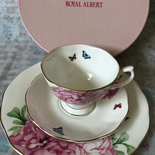 ロイヤルアルバート(ROYAL ALBERT)のロイヤルアルバート　ミランダ・カー ティーカップ&ソーサー、プレート(グラス/カップ)