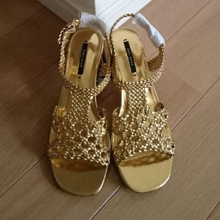 ザラ(ZARA)の新品 ZARA メッシュ サンダル 36(サンダル)