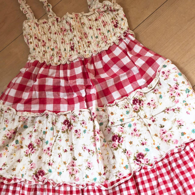 しまむら(シマムラ)のチェック花柄マキシワンピ 120cm キッズ/ベビー/マタニティのキッズ服女の子用(90cm~)(ワンピース)の商品写真