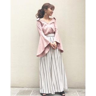 エイミーイストワール(eimy istoire)のeimy♡ オフショルダーフレアテンセルデニムシャツ(シャツ/ブラウス(長袖/七分))