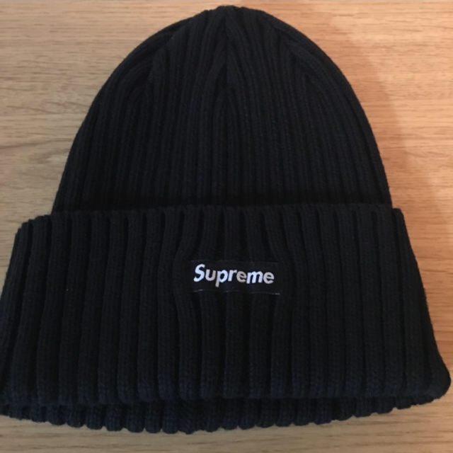 Supreme(シュプリーム)の今日振り込める方のみこの値段！シュプリーム ボックスロゴ 黒ニット帽 メンズの帽子(ニット帽/ビーニー)の商品写真