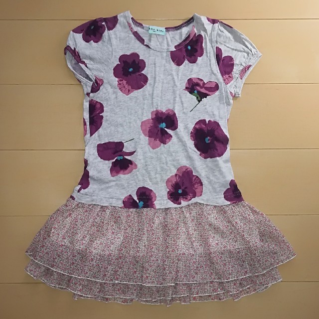 hakka kids(ハッカキッズ)のHakka Kids 花柄チュニック　130㎝ キッズ/ベビー/マタニティのキッズ服女の子用(90cm~)(ワンピース)の商品写真