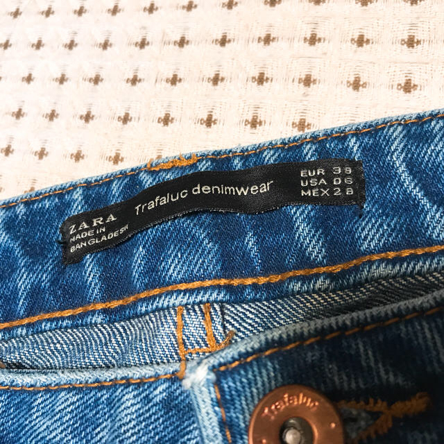 ZARA(ザラ)のZARA デニム レディースのパンツ(デニム/ジーンズ)の商品写真