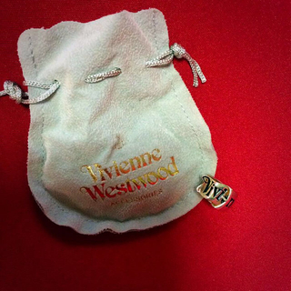 ヴィヴィアンウエストウッド(Vivienne Westwood)のヴィヴィアンウエストウッド✴︎ベルトリング(リング(指輪))