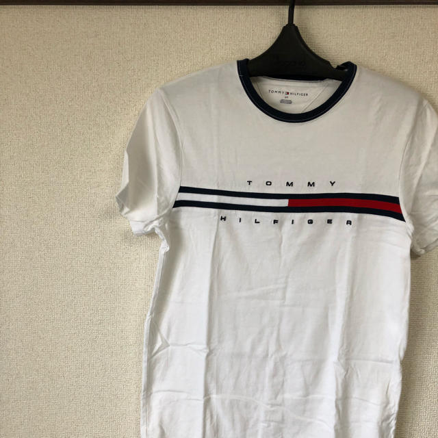 TOMMY HILFIGER(トミーヒルフィガー)のTOMMY HILFIGER メンズのトップス(Tシャツ/カットソー(半袖/袖なし))の商品写真