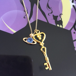 SALE♡ ハートの魔法の鍵とアリスカラー土星ネックレス♡アリスの鍵♡(ネックレス)
